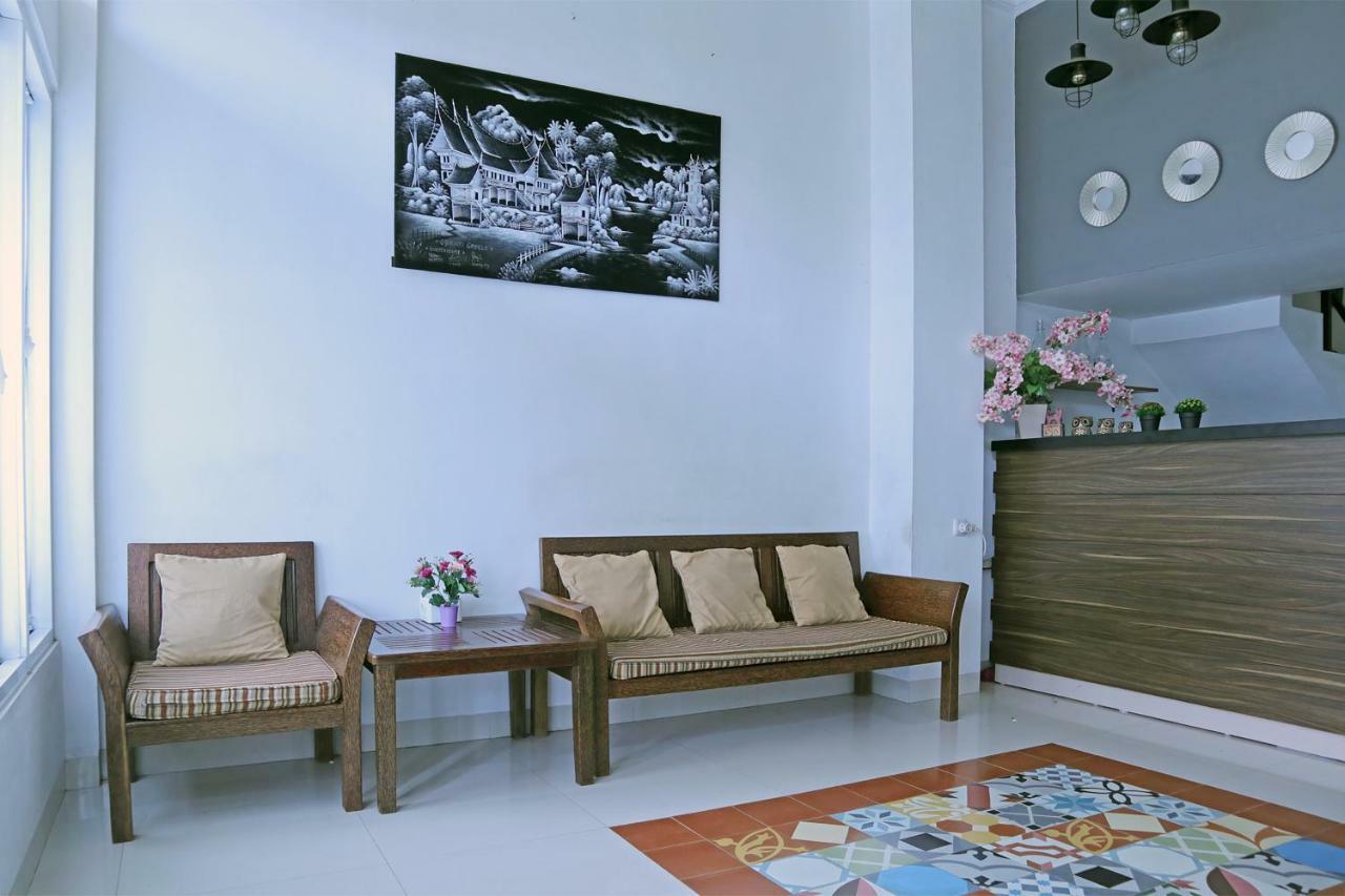 Oyo 1386 Hotel Grand Gabelo Bukittinggi Eksteriør bilde