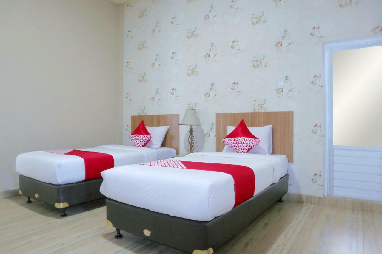 Oyo 1386 Hotel Grand Gabelo Bukittinggi Eksteriør bilde